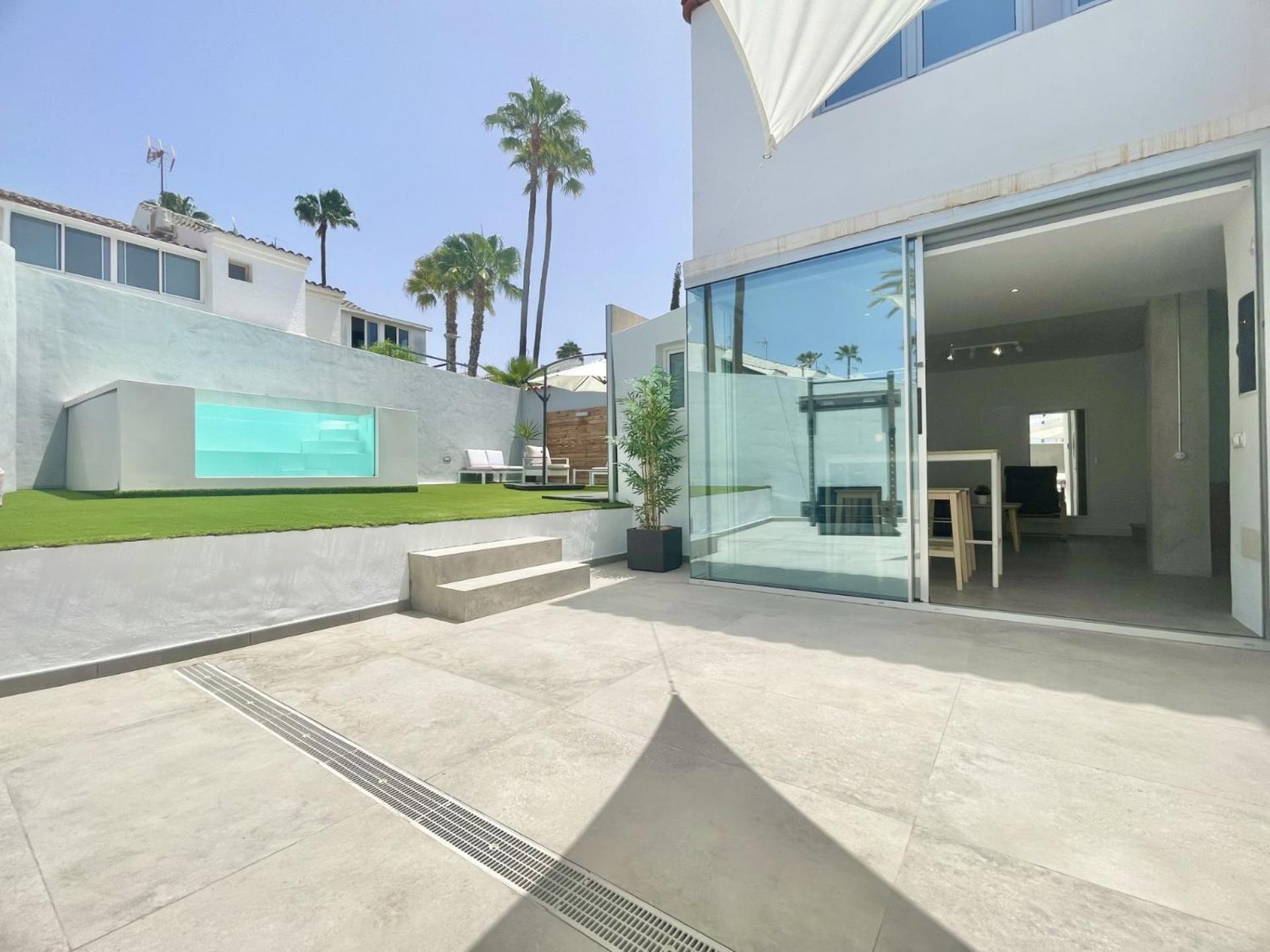 Hachi Place Apartamento *